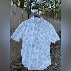 Gap • Men’s Short Sleeve Botton Down Shirt • Size M